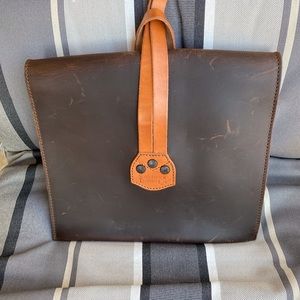 Retired fold over Saddleback Leather fold over Clutch